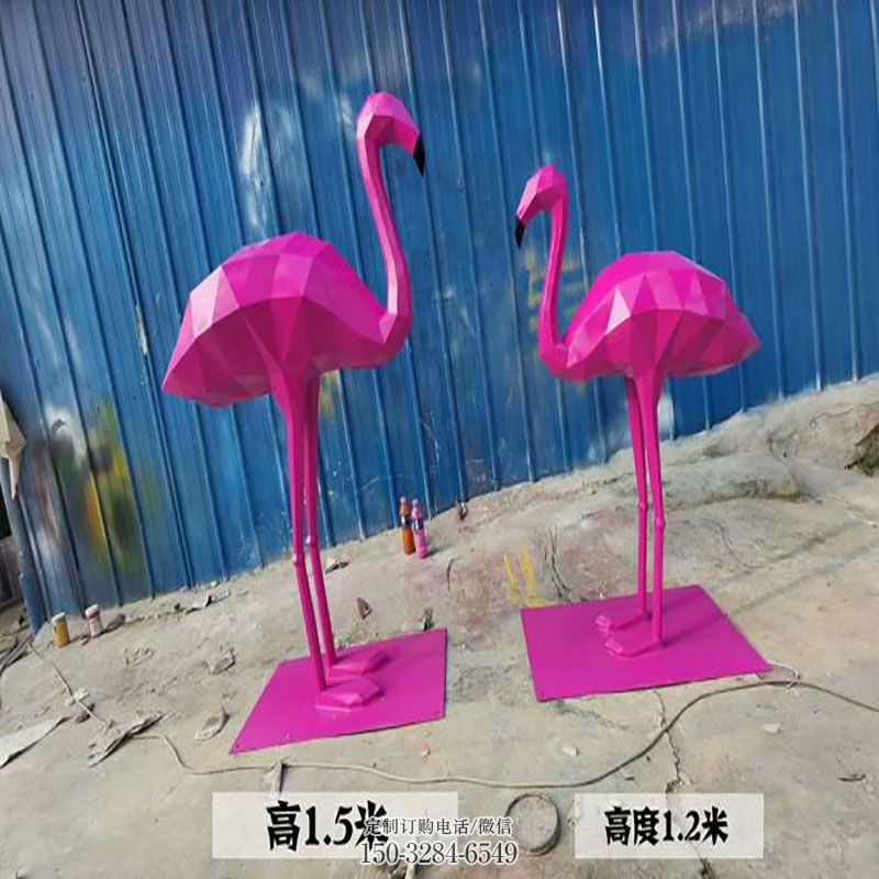 大型仙鹤雕塑公司 鹤雕塑底座订做 景观鹤类雕塑造型点击