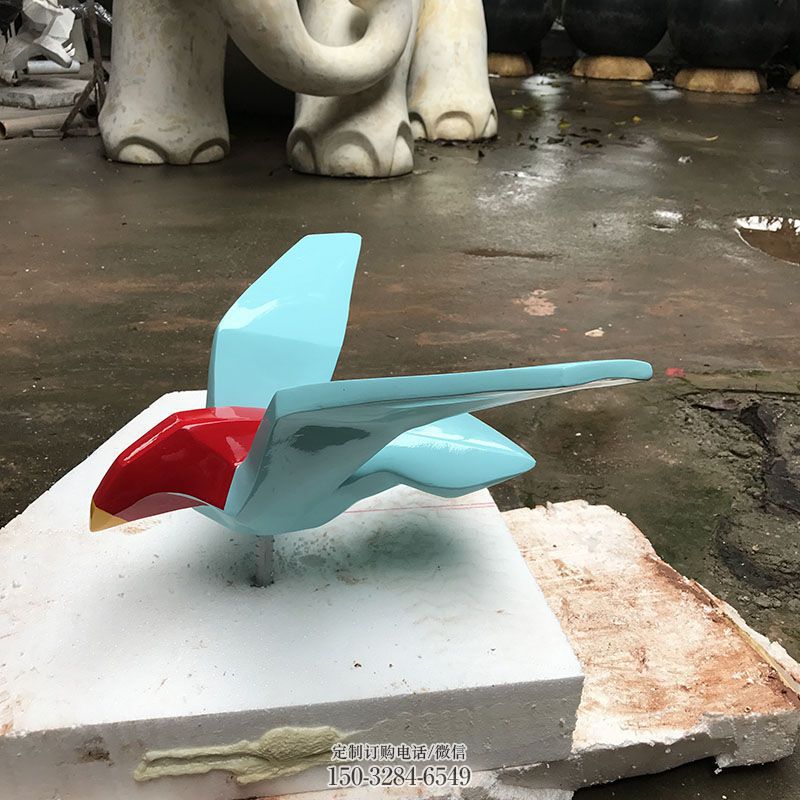 艺术卡通鸟雕塑 广场景观鸟雕塑供给 商业小鸟雕塑标准