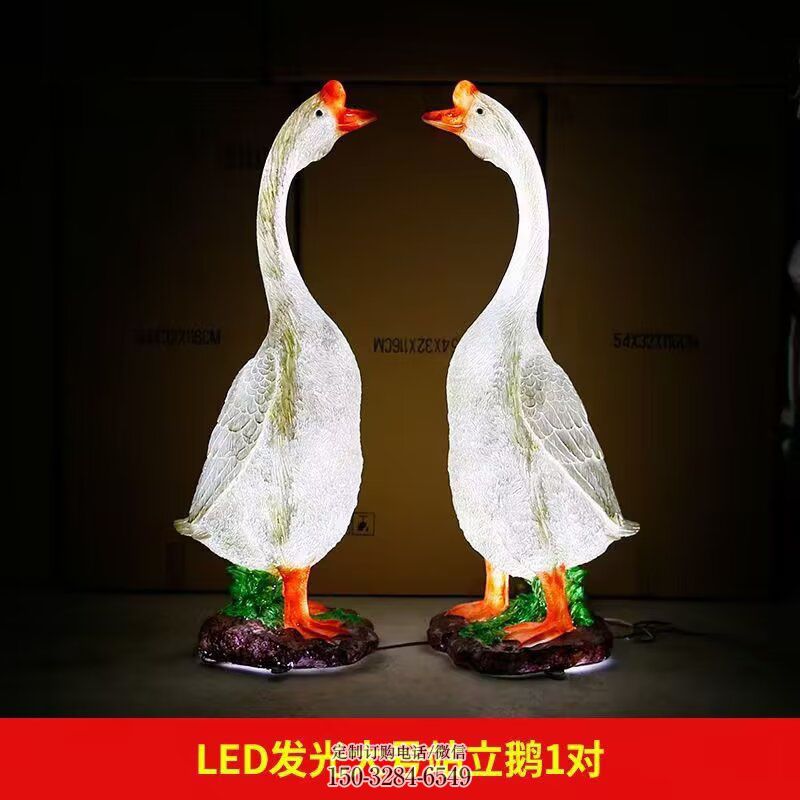 地产天鹅雕塑 景观镂空鸟禽雕塑定做 玻璃钢天鹅雕塑展示提供