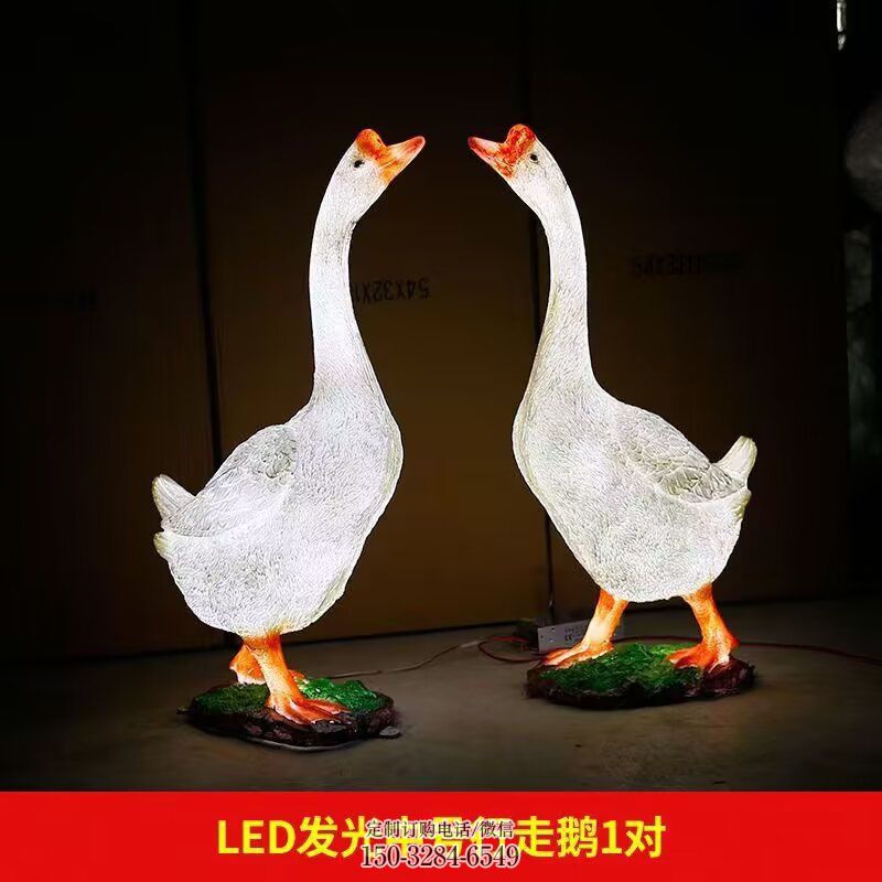 小天鹅雕塑 鸟禽雕塑底座订做 各类玻璃钢天鹅雕塑标准