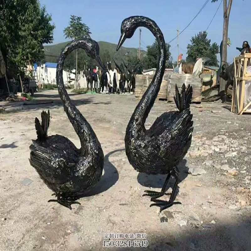 大型天鹅雕塑 商业鸟禽雕塑标准 不锈钢天鹅雕塑主题定做