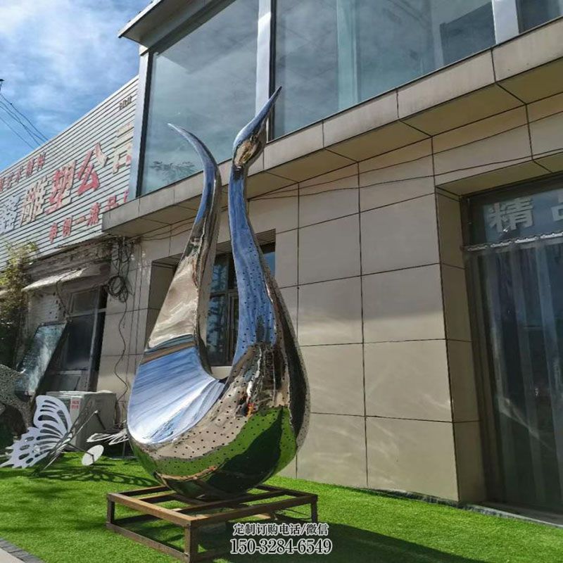钢铸天鹅雕塑 烤漆鸟禽雕塑制造商 户外不锈钢天鹅雕塑摆放制作